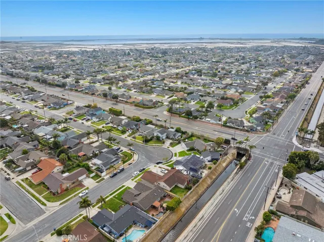 6061 Fenley Drive, Huntington Beach, California 92647