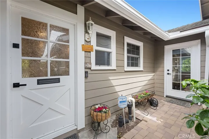 6061 Fenley Drive, Huntington Beach, California 92647