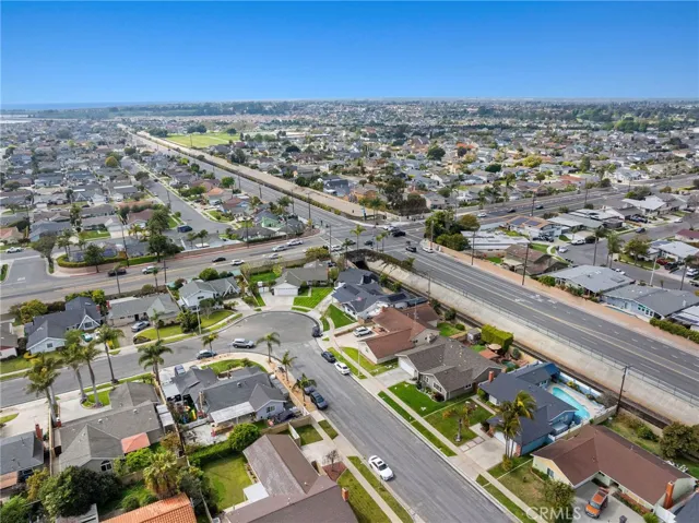 6061 Fenley Drive, Huntington Beach, California 92647