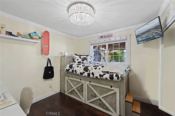 6061 Fenley Drive, Huntington Beach, California 92647