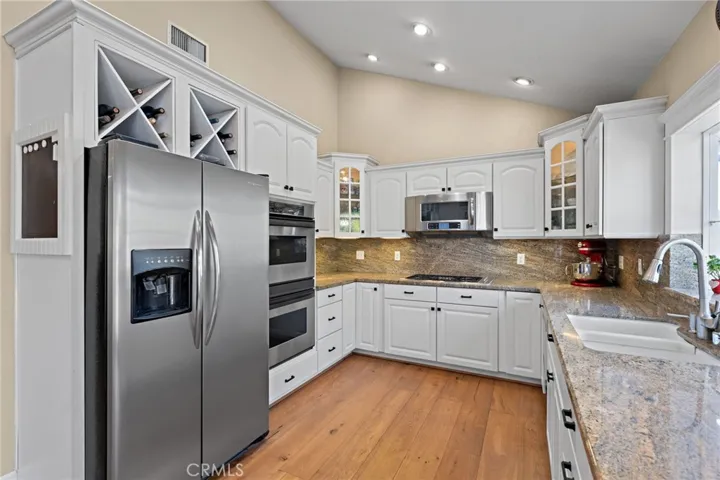 6061 Fenley Drive, Huntington Beach, California 92647