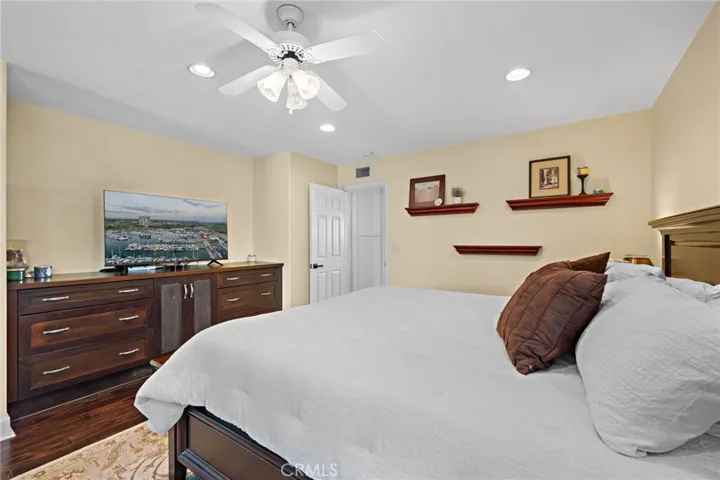 6061 Fenley Drive, Huntington Beach, California 92647
