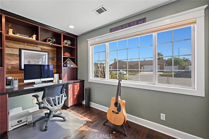 6061 Fenley Drive, Huntington Beach, California 92647