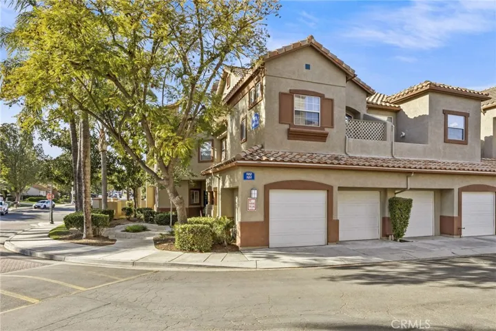 2901 Via Toscana 101, Corona, California 92879