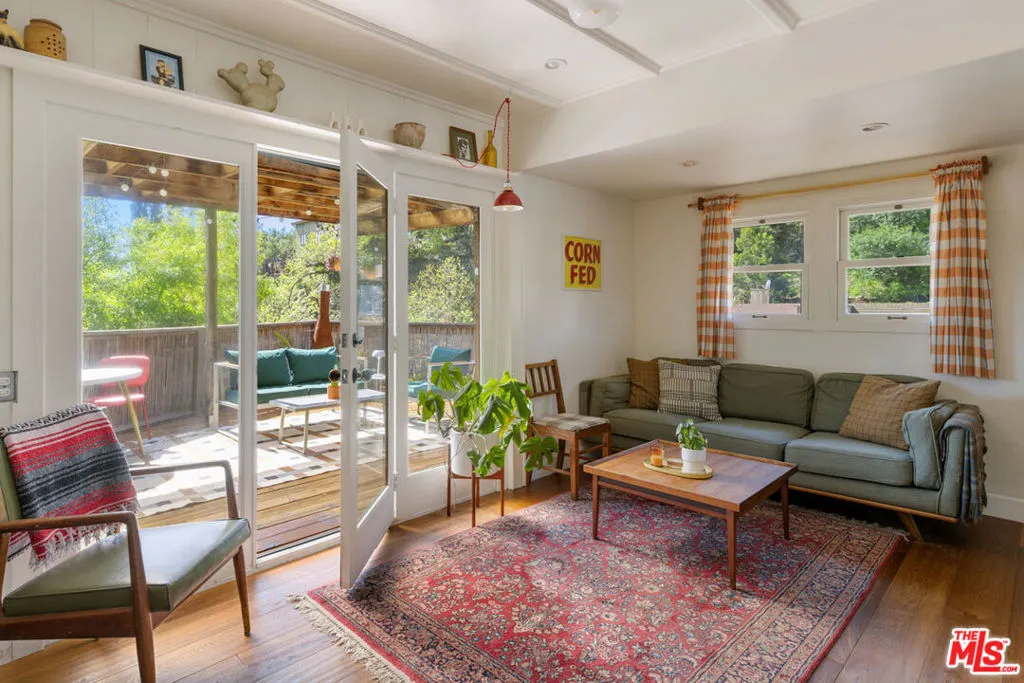 632 Museum Drive, Los Angeles, California 90065 home-pic-3