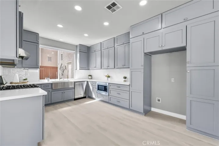 1246 Mirasol Lane, Corona, California 92879