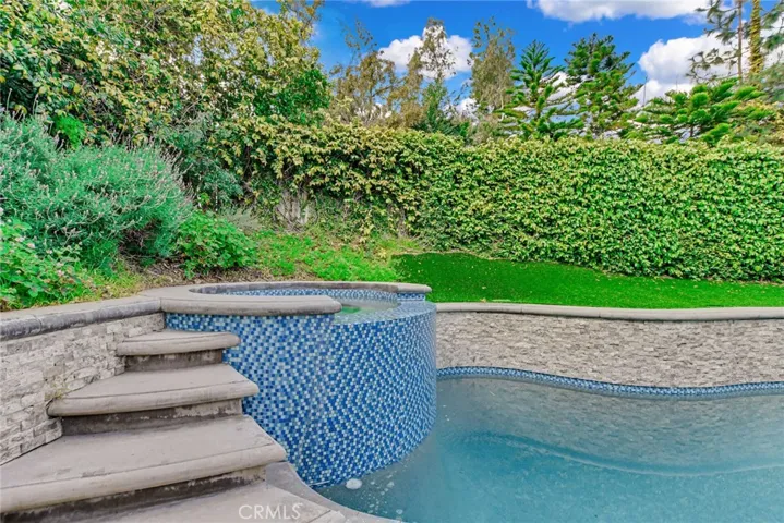 25422 Shoshone, Lake Forest, California 92630