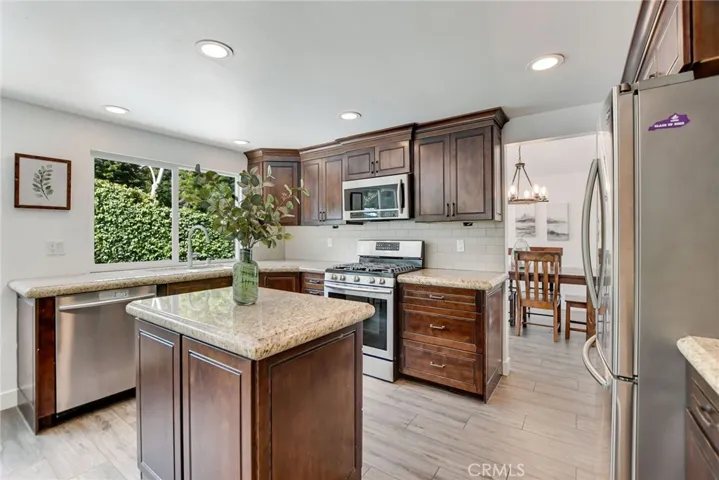 25422 Shoshone, Lake Forest, California 92630