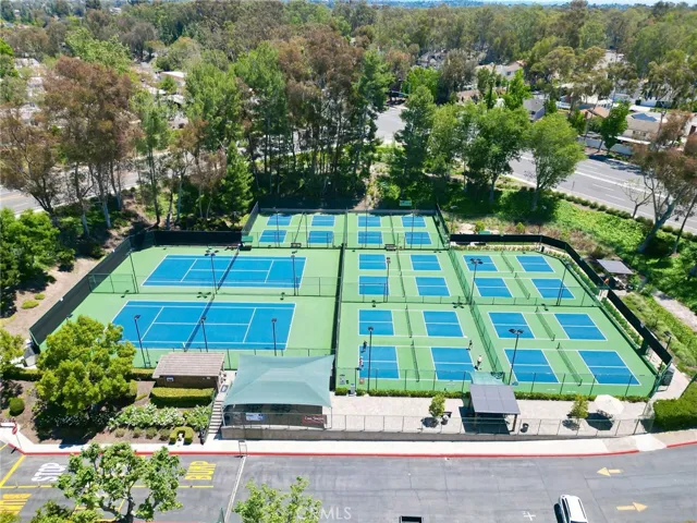 25422 Shoshone, Lake Forest, California 92630