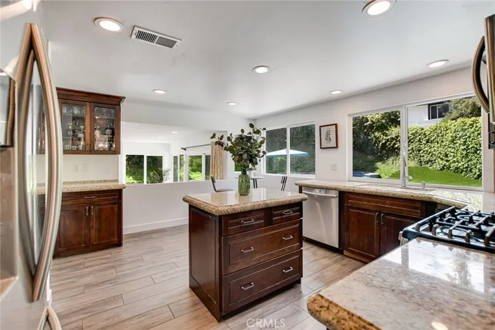 25422 Shoshone, Lake Forest, California 92630
