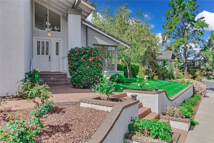25422 Shoshone, Lake Forest, California 92630