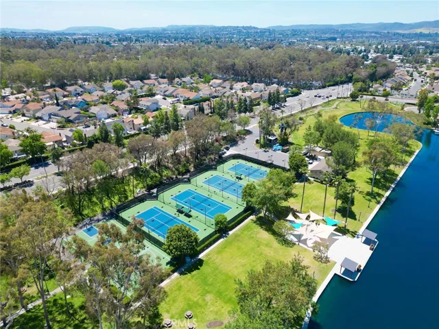 25422 Shoshone, Lake Forest, California 92630