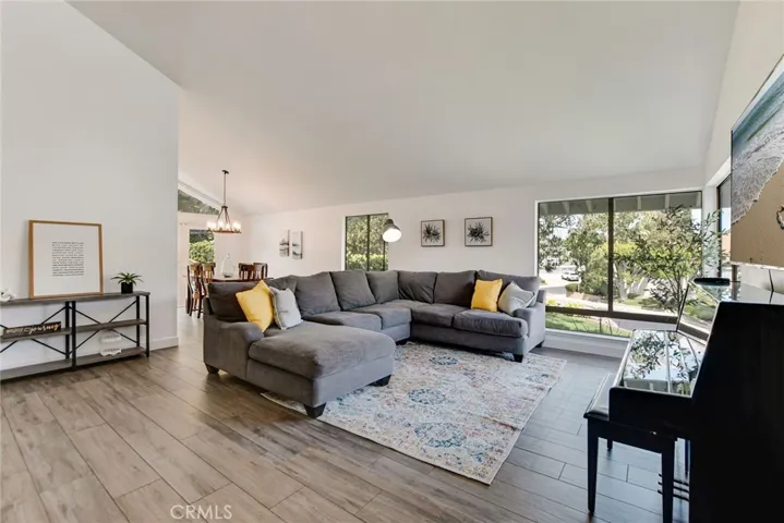 25422 Shoshone, Lake Forest, California 92630