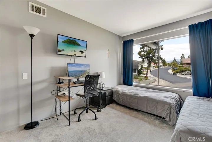 25422 Shoshone, Lake Forest, California 92630