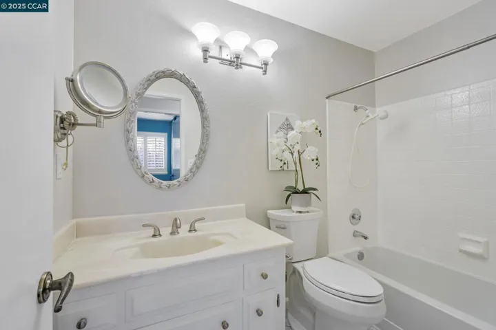 210 Marti Marie Ct, Martinez, California 94553-3545