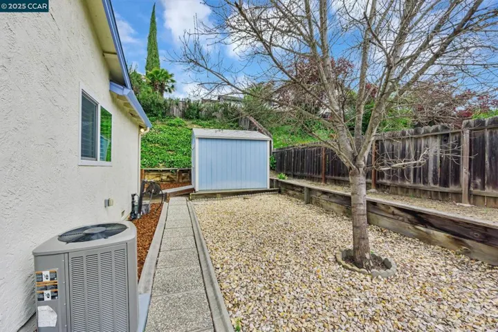 210 Marti Marie Ct, Martinez, California 94553-3545