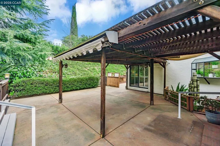 210 Marti Marie Ct, Martinez, California 94553-3545