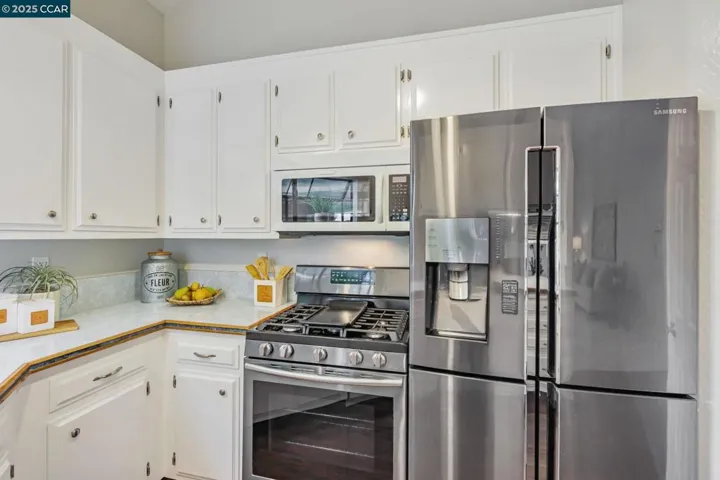 210 Marti Marie Ct, Martinez, California 94553-3545