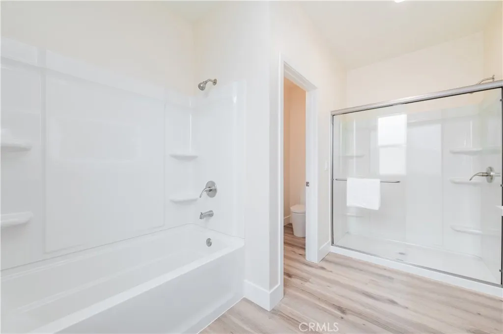 11237 Gladhill Road 11, Whittier, California 90604 home-pic-13