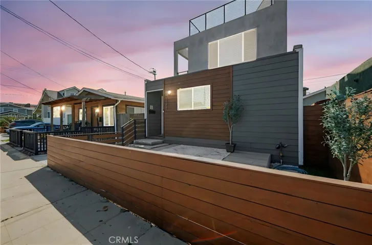 2871 Capps Street, San Diego, California 92104