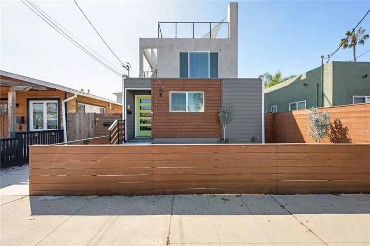 2871 Capps Street, San Diego, California 92104