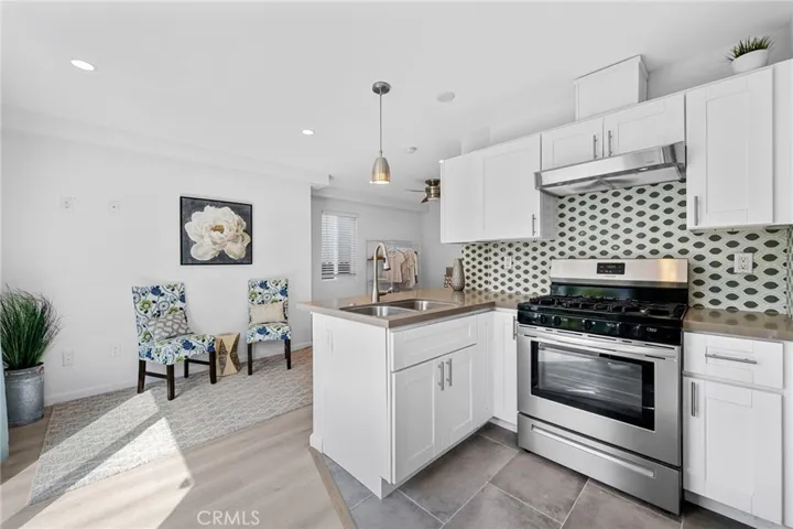 2871 Capps Street, San Diego, California 92104
