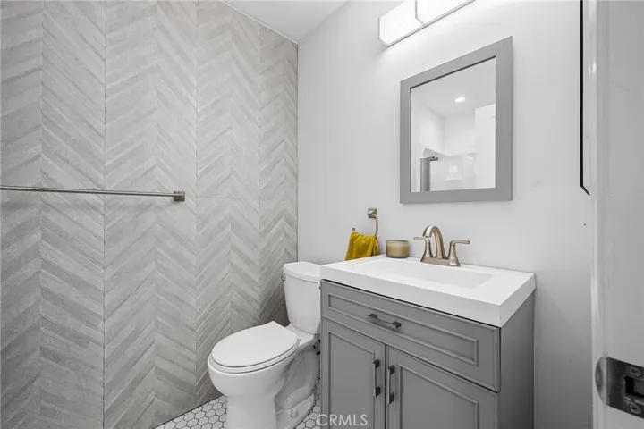 2871 Capps Street, San Diego, California 92104