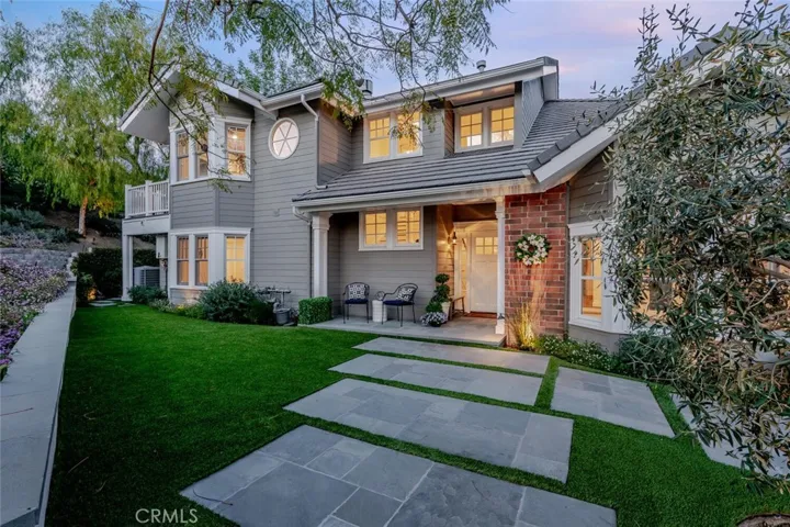 10 Holster Lane, Bell Canyon, California 91307