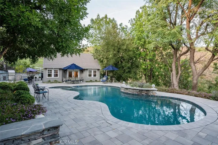 10 Holster Lane, Bell Canyon, California 91307