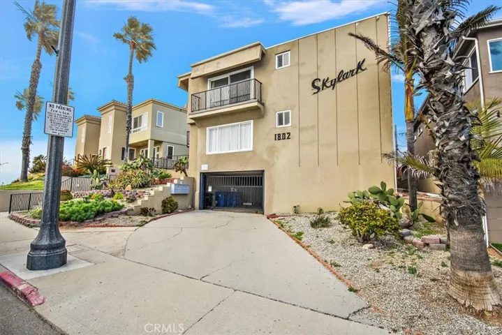 1802 Esplanade, Redondo Beach, California 90277