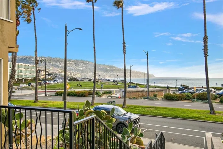 1802 Esplanade, Redondo Beach, California 90277
