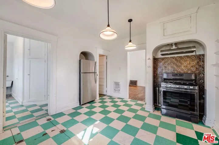 2428 Malabar Street, Los Angeles, California 90033
