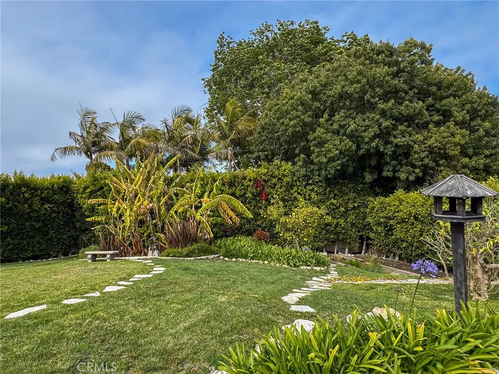 2501 Novato Place, Palos Verdes Estates, California 90274 home-pic-54