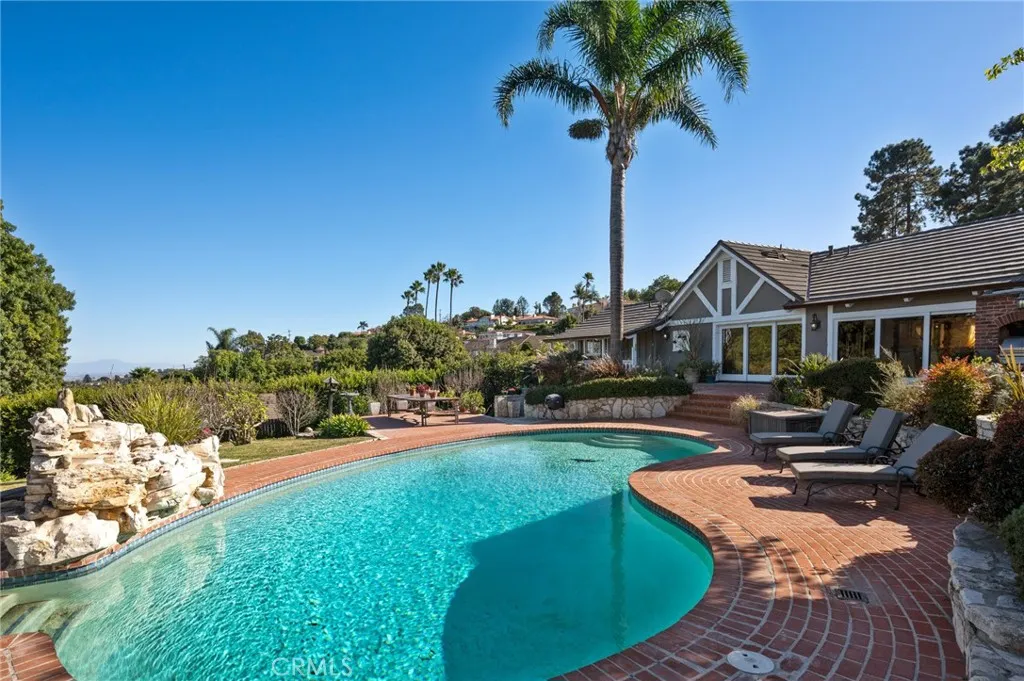 2501 Novato Place, Palos Verdes Estates, California 90274 home-pic-58