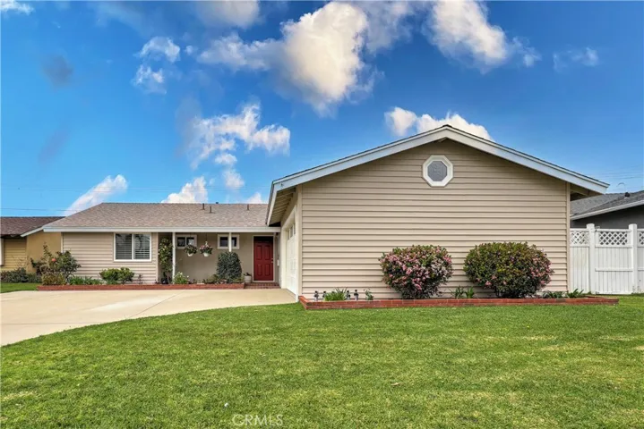 10551 Claudia, Cypress, California 90630