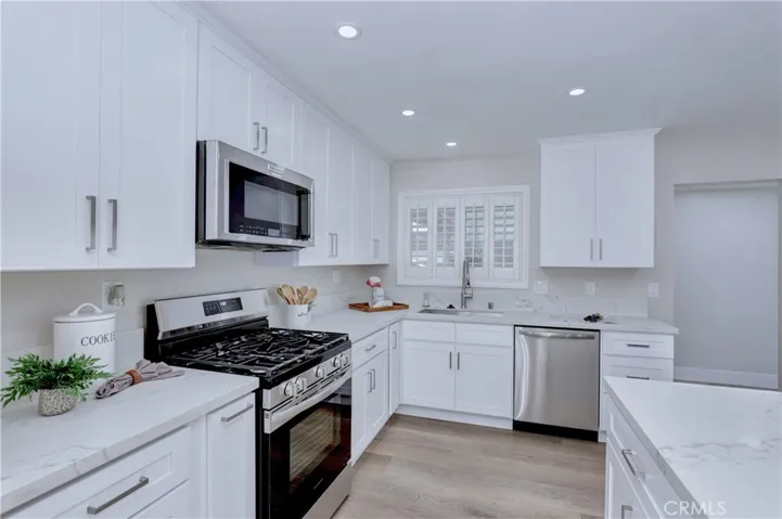 10551 Claudia, Cypress, California 90630