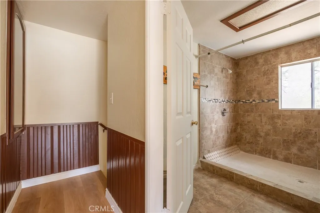 200 E Country Club Boulevard, Big Bear City, California 92314 home-pic-26