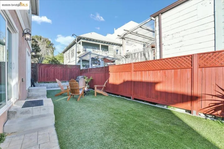 1738 18th Ave, Oakland, California 94606