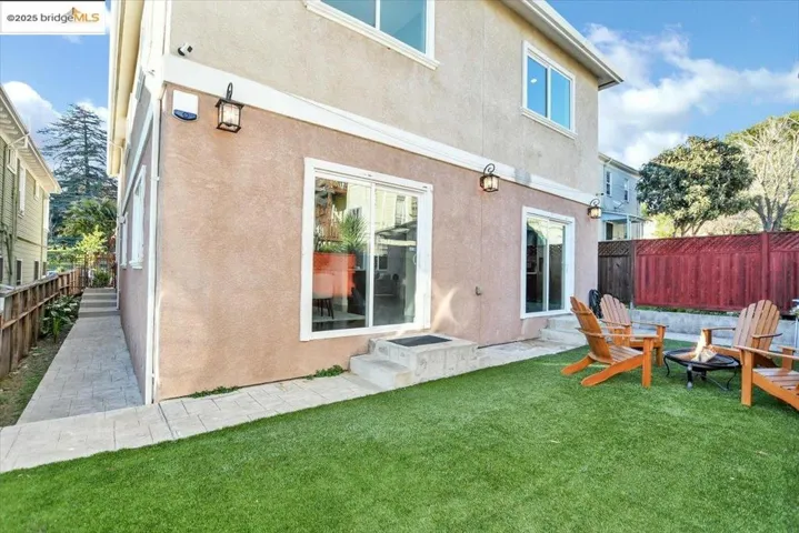 1738 18th Ave, Oakland, California 94606