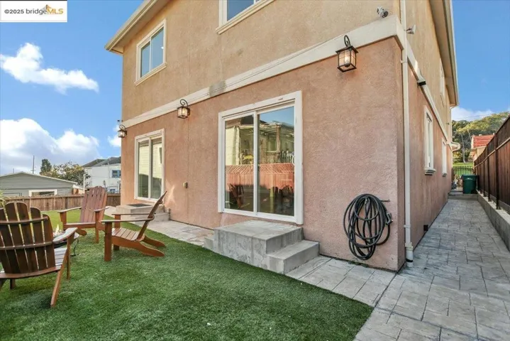 1738 18th Ave, Oakland, California 94606