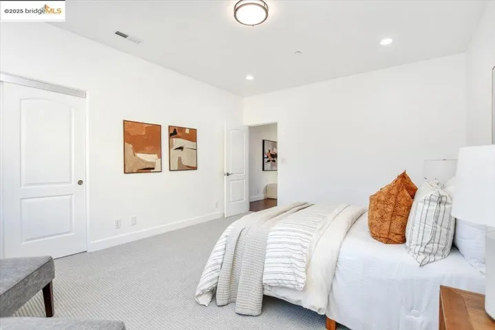 1738 18th Ave, Oakland, California 94606