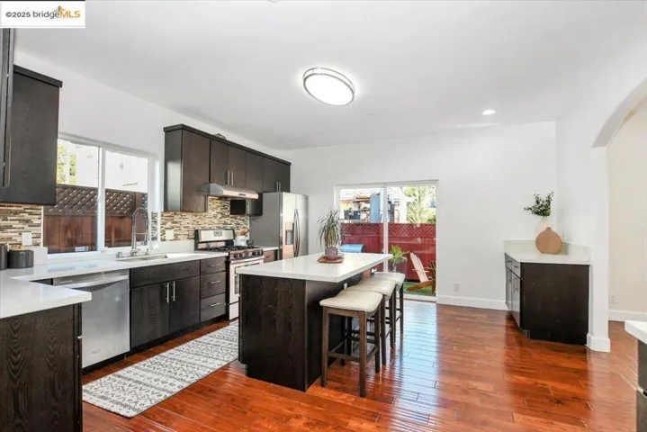 1738 18th Ave, Oakland, California 94606