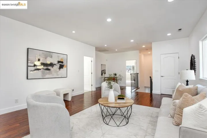 1738 18th Ave, Oakland, California 94606