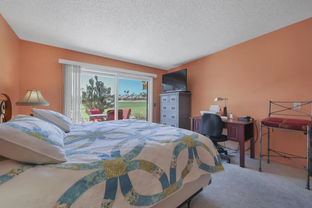 41531 Peach Tree Court, Palm Desert, California 92211 home-pic-11