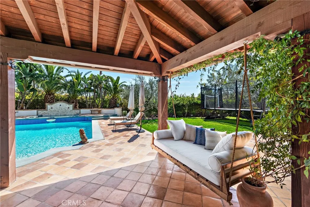 1 Overlook Drive, Ladera Ranch, California 92694 home-pic-47