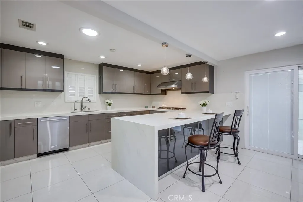 13691 Mcmains Street, Garden Grove, California 92844 home-pic-17