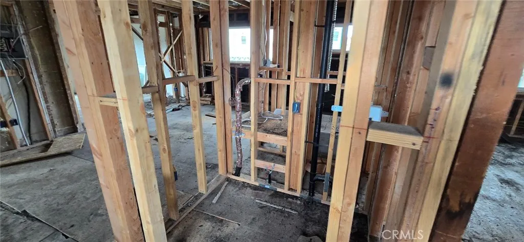 1526 W 105th Street, Los Angeles, California 90047 home-pic-21