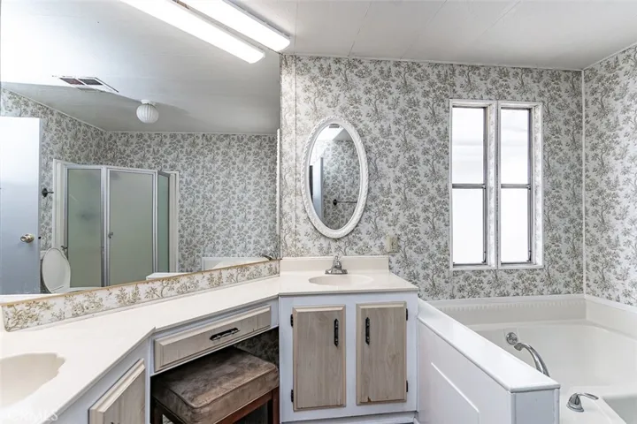 14046 Lake Crest Drive 76, La Mirada, California 90638