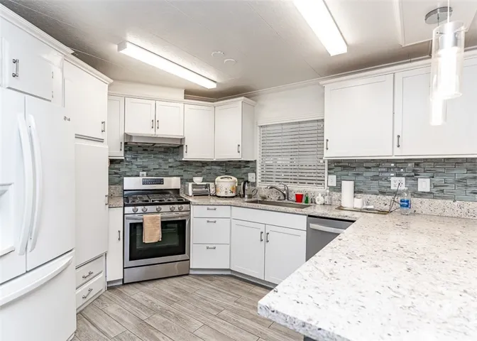 14046 Lake Crest Drive 76, La Mirada, California 90638