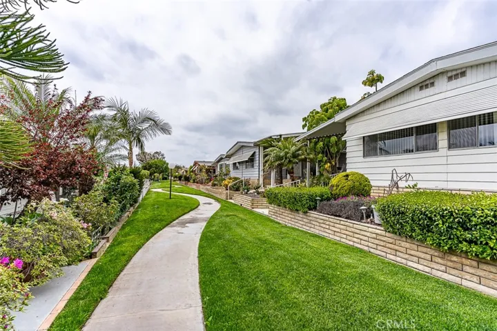14046 Lake Crest Drive 76, La Mirada, California 90638